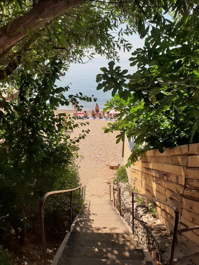 Mini-Hotel Luch Odessa Dış mekan fotoğraf